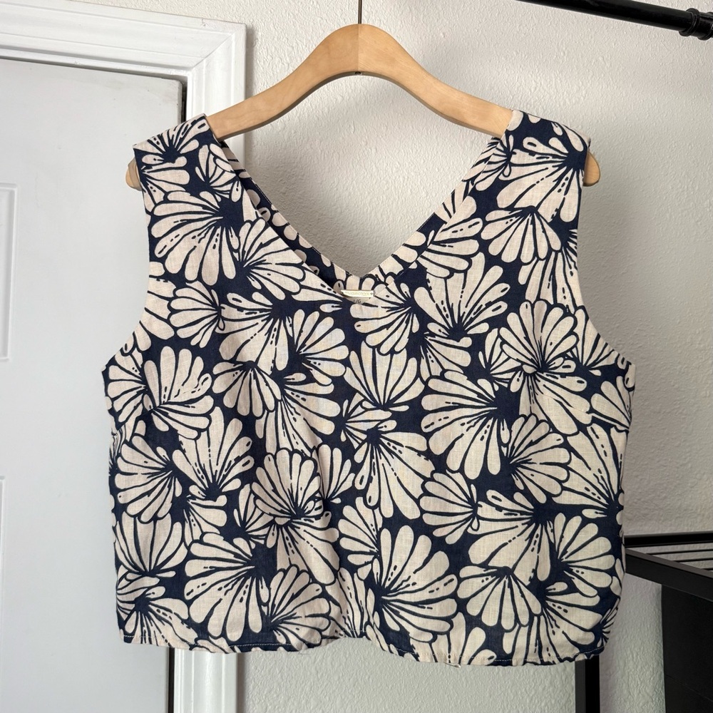Magaschoni Navy and Cream Floral Tank Top